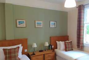 Alcuin Lodge