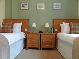 Alcuin Lodge