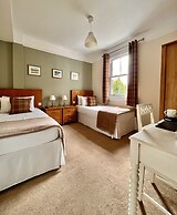 Alcuin Lodge
