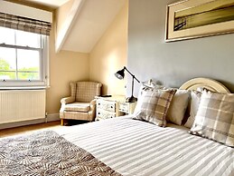 Alcuin Lodge