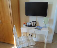 Alcuin Lodge