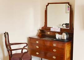 Alcuin Lodge