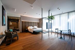 DUPARC Contemporary Suites