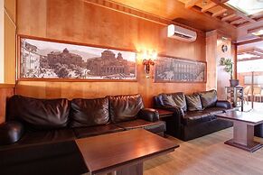 Central Plaza Hotel