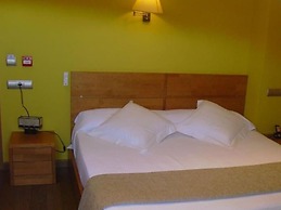 Hotel O Desvío