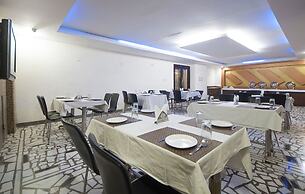 Hotel Apra International