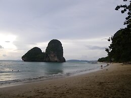 Diamond Cave Resort