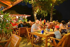 Diamond Cave Resort