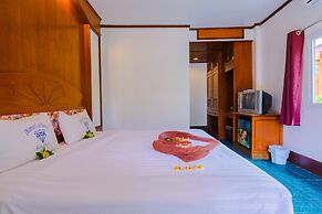 Diamond Cave Resort