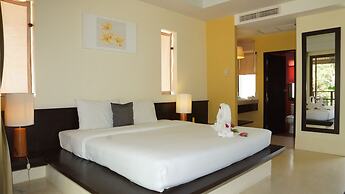 Palm Galleria Resort