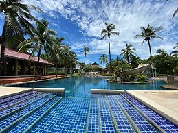 Palm Galleria Resort