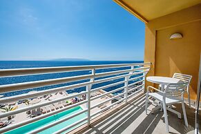 Atlantic Holiday Hotel
