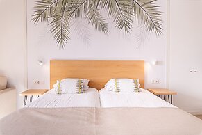 Atlantic Holiday Hotel