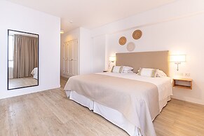 Atlantic Holiday Hotel