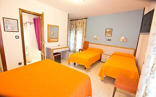 Hostal Lizana 2