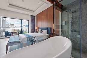 Bamboo Sapa Hotel