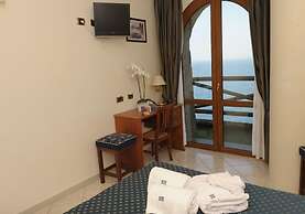 HR Hotel & Spa