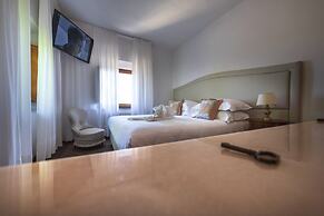 Villa Scacciapensieri Boutique Hotel