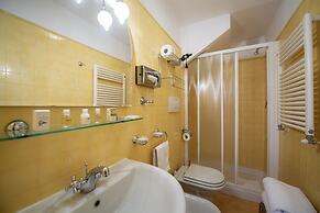 Villa Scacciapensieri Boutique Hotel