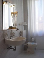 Grand Hotel Boston