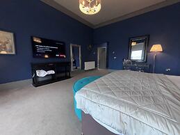 Richmond Park Hotel