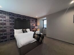 Richmond Park Hotel