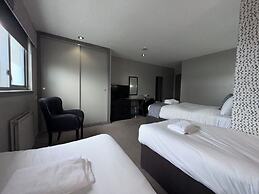 Richmond Park Hotel