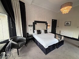 Richmond Park Hotel
