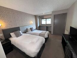Richmond Park Hotel