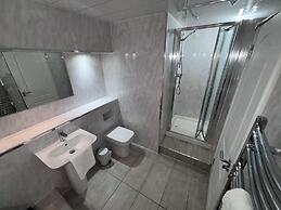Richmond Park Hotel