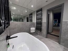 Richmond Park Hotel