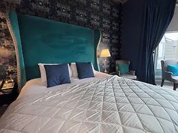 Richmond Park Hotel