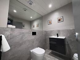 Richmond Park Hotel