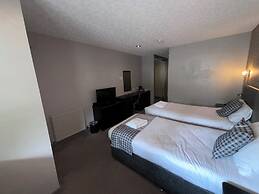 Richmond Park Hotel
