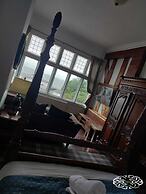 Royal Marine Hotel