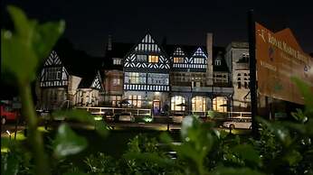Royal Marine Hotel
