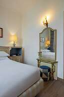 Aldrovandi Residence City Suites
