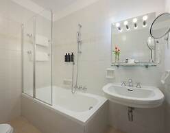 Aldrovandi Residence City Suites