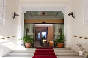 Aldrovandi Residence City Suites