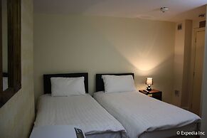 Islington Inn