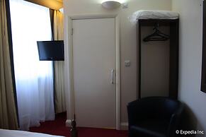Islington Inn