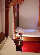 Islington Inn