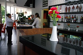 Islington Inn