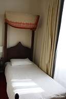 Islington Inn