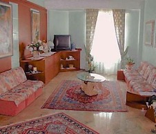 Hotel American