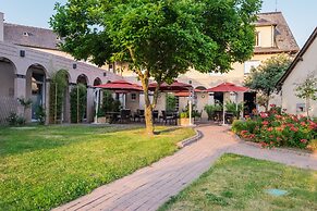 Logis Hôtel & Restaurant L’Ermitage