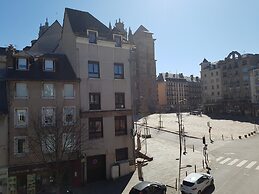 Logis Hôtel Restaurant du Midi