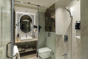 Grand Residency Hotel & Serviced Apartments