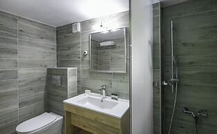 Mendi Hotel