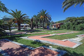 Mendi Hotel